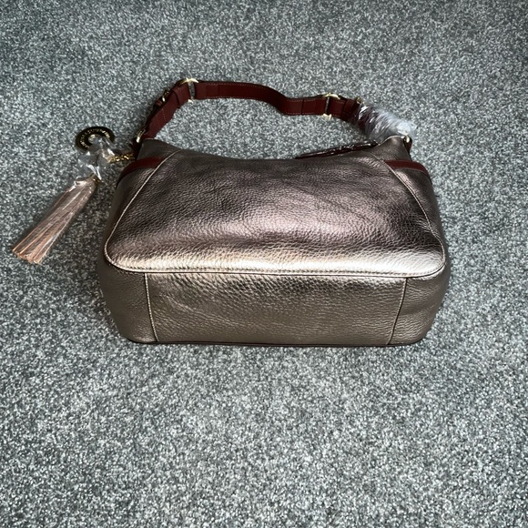Isaac Mizrahi Metallic Bridgehampton Leather Hobo - Picture 5 of 11